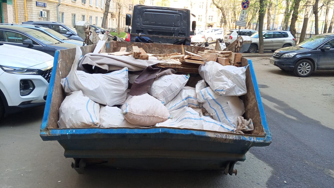Вывоз мусора из магазина в Горячем Ключе в октябре