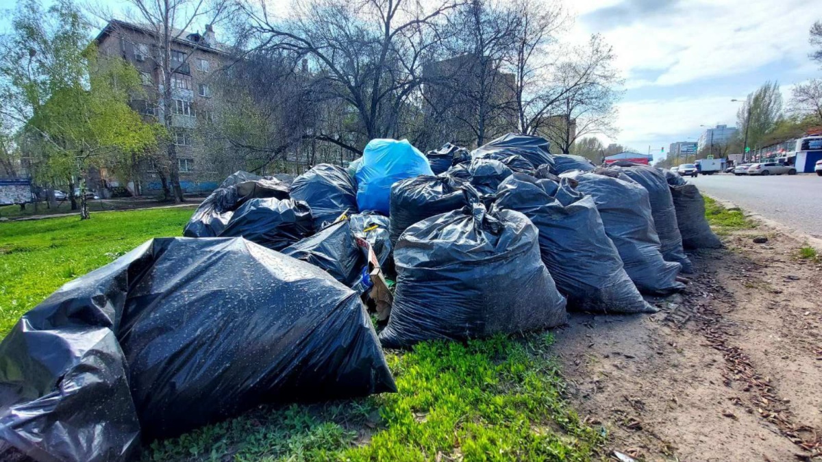 Вывоз и утилизация мусора после субботника в Горячем Ключе в октябре