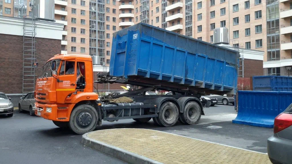 Аренда пухто для вывоза строительного и бытового мусора в Горячем Ключе в октябре